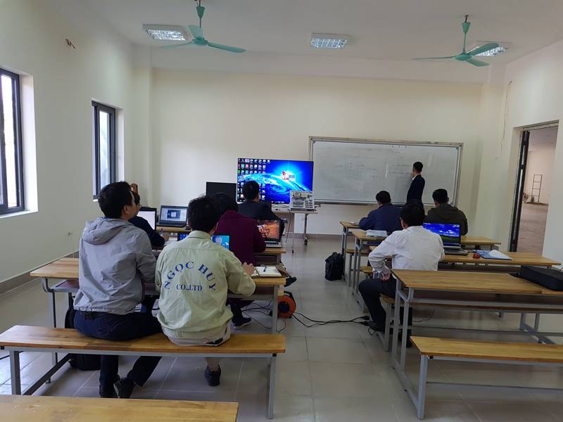 lớp học PLC chủ nhật cho người ở Bắc Ninh